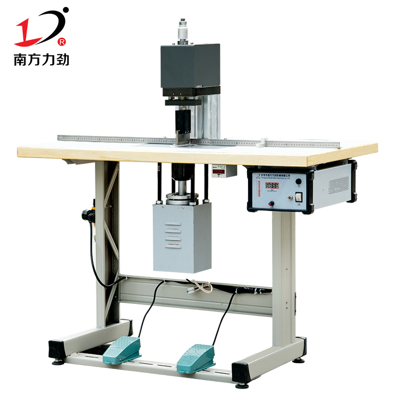追頻款半自動超聲波剪切機(jī)